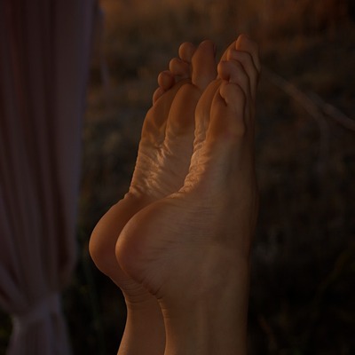 Bare foot fetish silk soles photo free