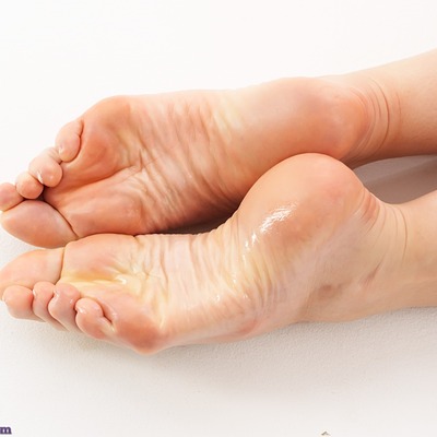 Bare foot fetish silk soles photo free