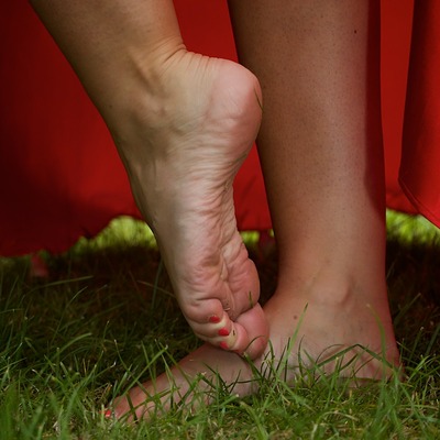 Bare foot fetish silk soles photo free