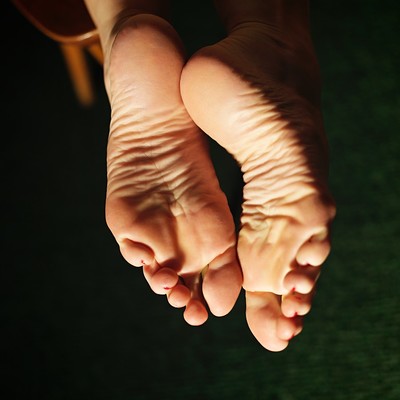 Bare foot fetish silk soles photo free